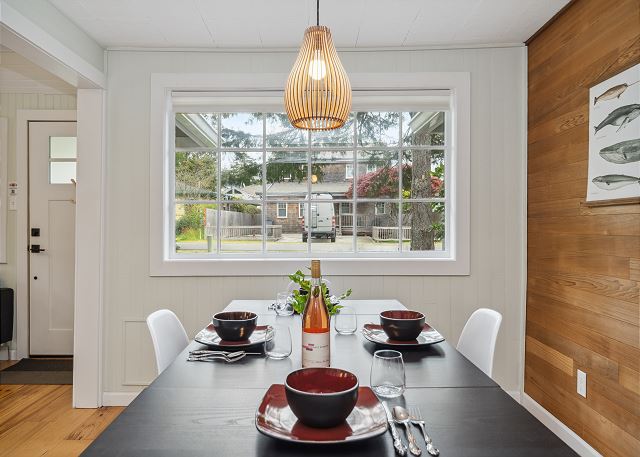dinning table