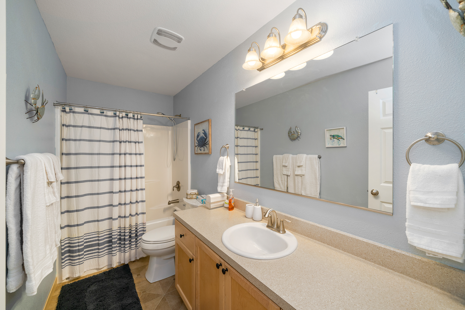 bathroom manzanita